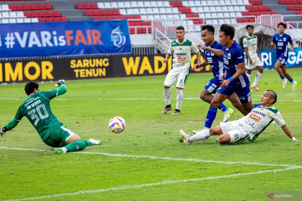 Riko Simanjuntak Siap Memimpin PSS Sleman Meraih Kemenangan atas Persija Jakarta