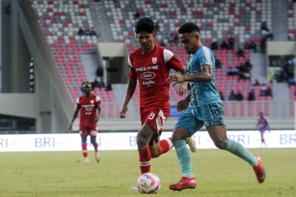 PSBS Biak Kembali Kejalur Positif, Raih Poin Pertama Musim Ini setelah Imbang 2-2 dengan Persis Solo