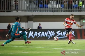 Madura United vs. Bhayangkara Presisi Lampung: Pertandingan Berakhir Imbang