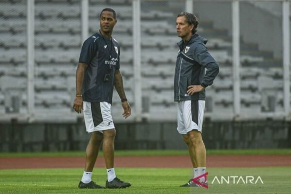 Alex Pastoor: Mencapai Piala Dunia 2026 adalah Tujuan Realistis untuk Indonesia