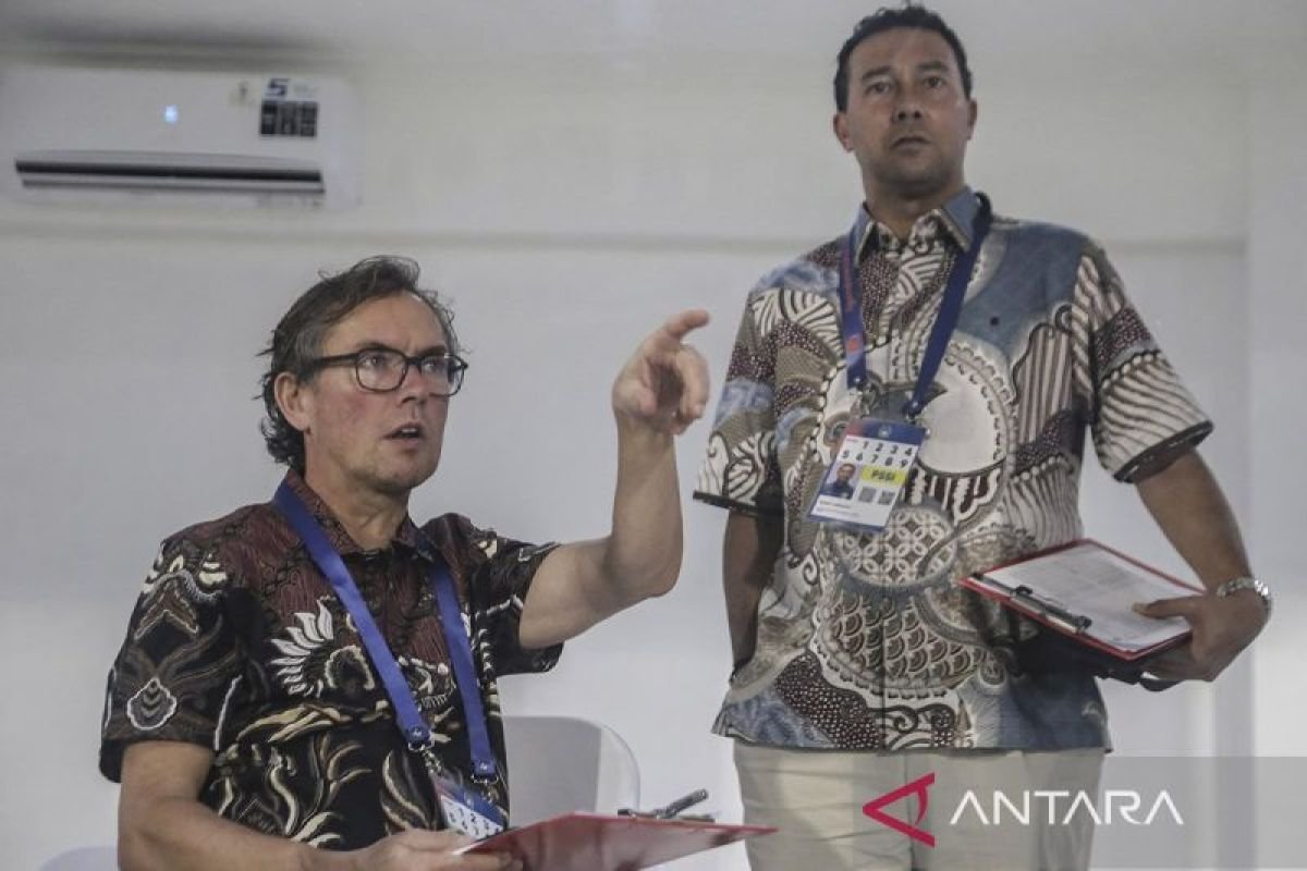 Alex Pastoor Tidak Terkejut Dipecat oleh PSSI