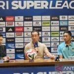 Tentu, berikut adalah beberapa alternatif judul untuk "Jean-Paul Van Gastel: Nilai Persija Layak Menang atas PSIM":

1. "Jean-Paul Van Gastel: Persija Pantas Meraih Kemenangan Melawan PSIM"
2. "Pelatih Jean-Paul Van Gastel: Persija Berhak Menang atas PSIM"
3. "Jean-Paul Van Gastel: Kemenangan Persija atas PSIM Sangat Layak"
4. "Jean-Paul Van Gastel Klaim Persija Wajar Menang atas PSIM"
5. "Pelatih Persija, Jean-Paul Van Gastel: Kemenangan atas PSIM Adalah Hal Yang Layak"

Semoga alternatif judul ini membantu!